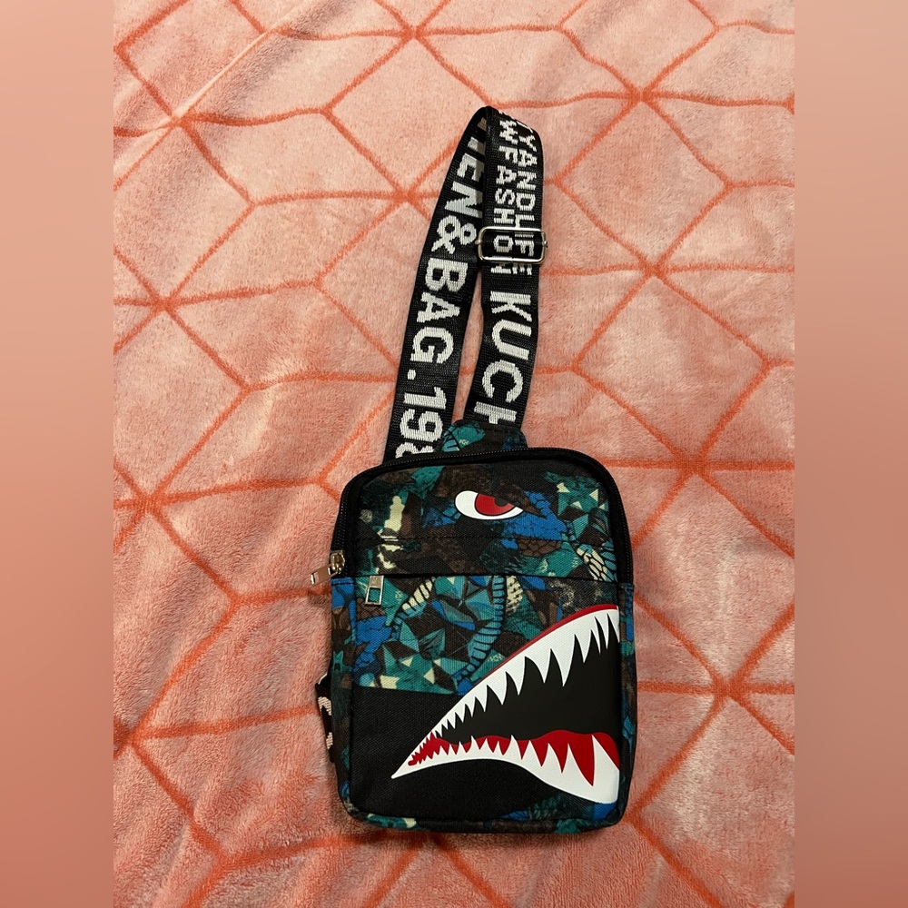 Nylon Sling Bag ✨NWOT✨